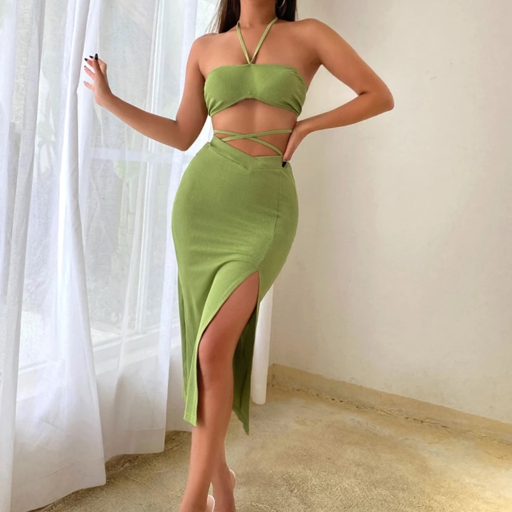 Green Halter Neck Set